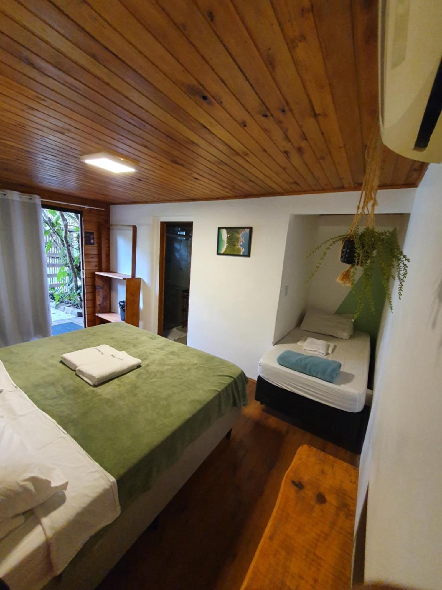 The Search House Hostel Florianopolis Exterior photo