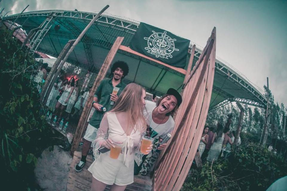The Search House Hostel Florianopolis Exterior photo